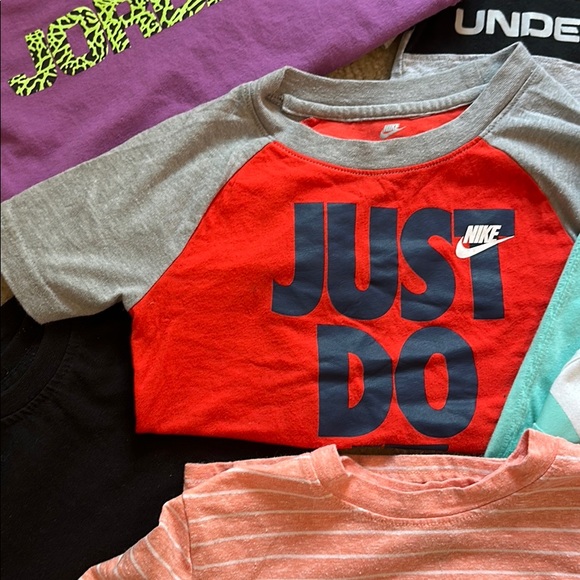 Shirts - Picture 4 of 6